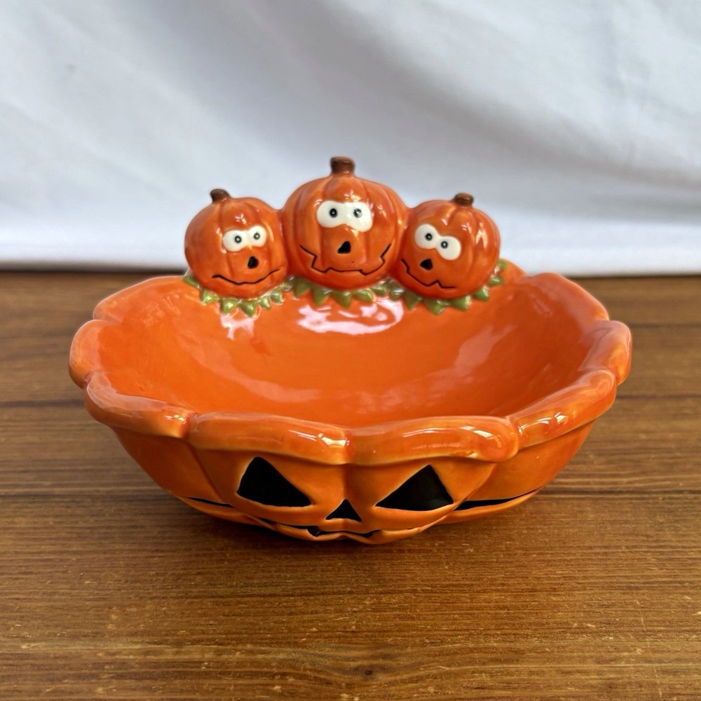 Papel Ceramic Jack-o'-Lantern Pumpkin Small Candy Dish, Orange/Black 5"